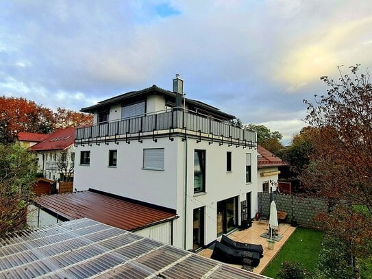 Neubau von 2021: Hochwertige 5-Zimmer-Terrassenwohnung in Gauting mit Garten und Keller