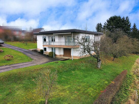 Bungalow in Ortsrandlage von Weinbach-Gräveneck