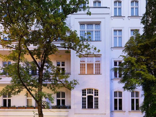 Anlage | Herrschaftliche Altbauwohnung am Walter-Benjamin Platz