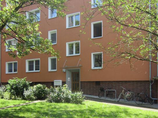 schöne 1 Zimmerwohnung mit Balkon in Hannover-Stöcken