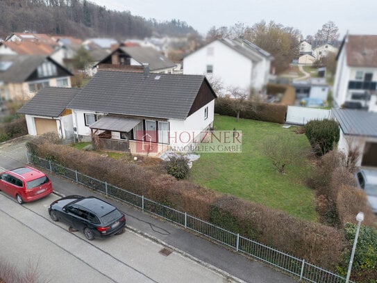 Flexibler Bungalow in Bestlage: Wohnen, Vermieten oder Neubau - Ihre Entscheidung!