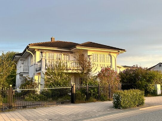 Unverbaubarer Ostseeblick in Haffkrug - Villa und Doppelhaushälfte plus zusätzliches Baugrundstück! - provisionsfrei!!