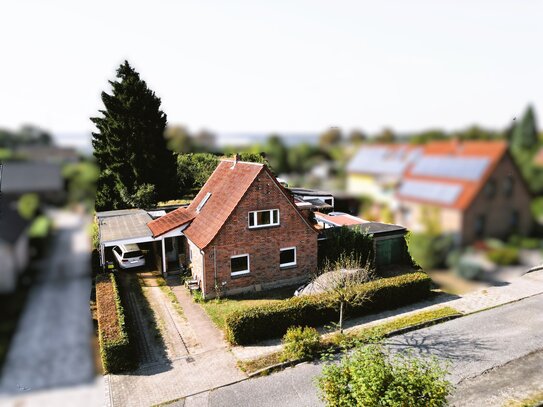 Wohnhaus / Einfamilienhaus in idyllischer Seenähe in Malchow