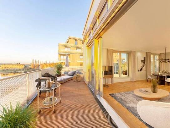 Großzügige 2 Zimmer im Penthouse mit 2 Terrassen und Blick auf die Spree. Jetzt Traumwohnung kaufen!