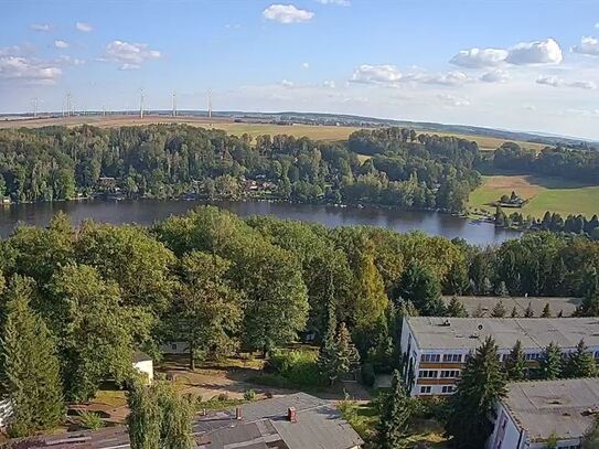 Idyllisch am See gelegener Hotel-/Freizeitanlagenkomplex für Projektentwicklung