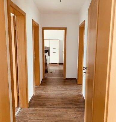 2,5-Zimmer-Whg. mit EBK und Balkon in Wuppertal Vohwinkel 550 €