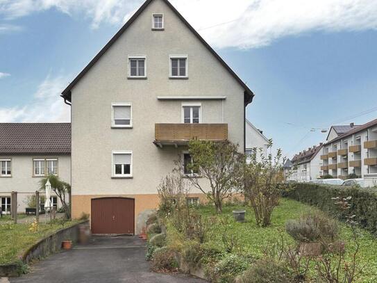 Freie 3-Zimmer-Wohnung mit Balkon und Garage in Stuttgart-Untertürkheim