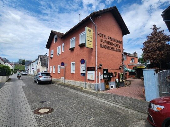 Hotel in Nierstein zu verkaufen.