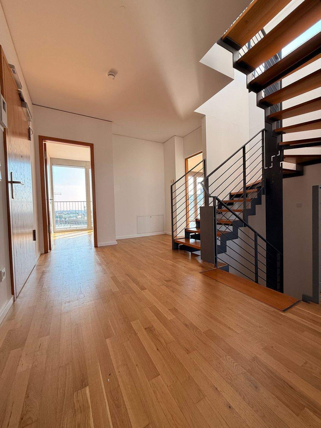 5 Zi. Penthouse mit Westausrichtung und roof top Terrasse Maisonette mit 2 Bädern I Küche auf Wunsch - Foto 1