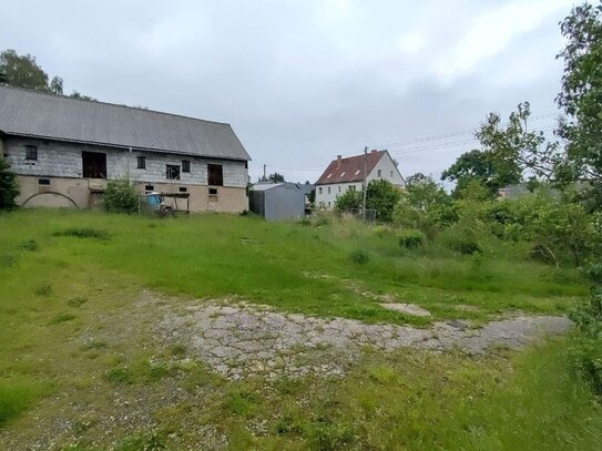 Baugrundstück mit Scheune für Doppelhaus in ländlicher Lage bei Dresden