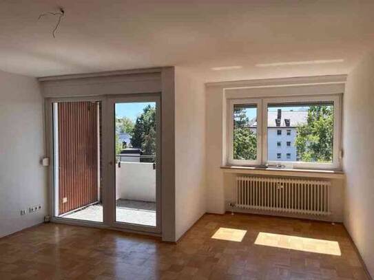 *Helle 3-Zimmer-Wohnung sucht neue Mieter*