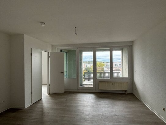 Tolle Wohnung für max. 2 Personen - mit Balkon und Wannenbad!