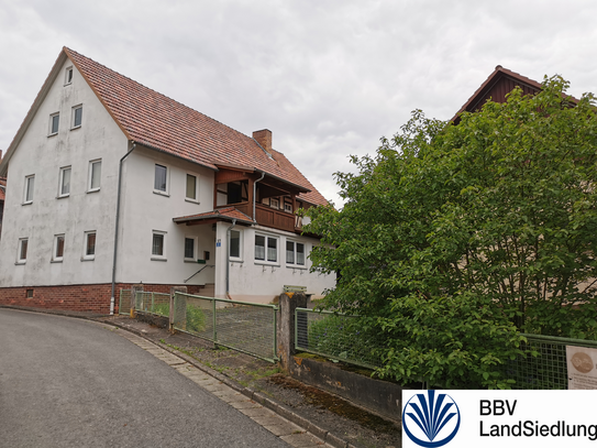 Althofstelle mit großem Wohnhaus und landwirtschaftlichen Nebengebäuden 96476 Bad Rodach