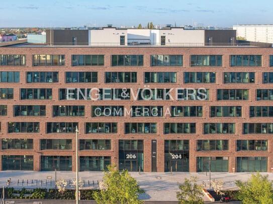 Neubau-Erstbezug: Helles Büro mit Dachterrasse