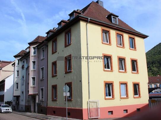 Gemütliche 2 Zimmer DG Wohnung in 4 Fam. Haus zu vermieten