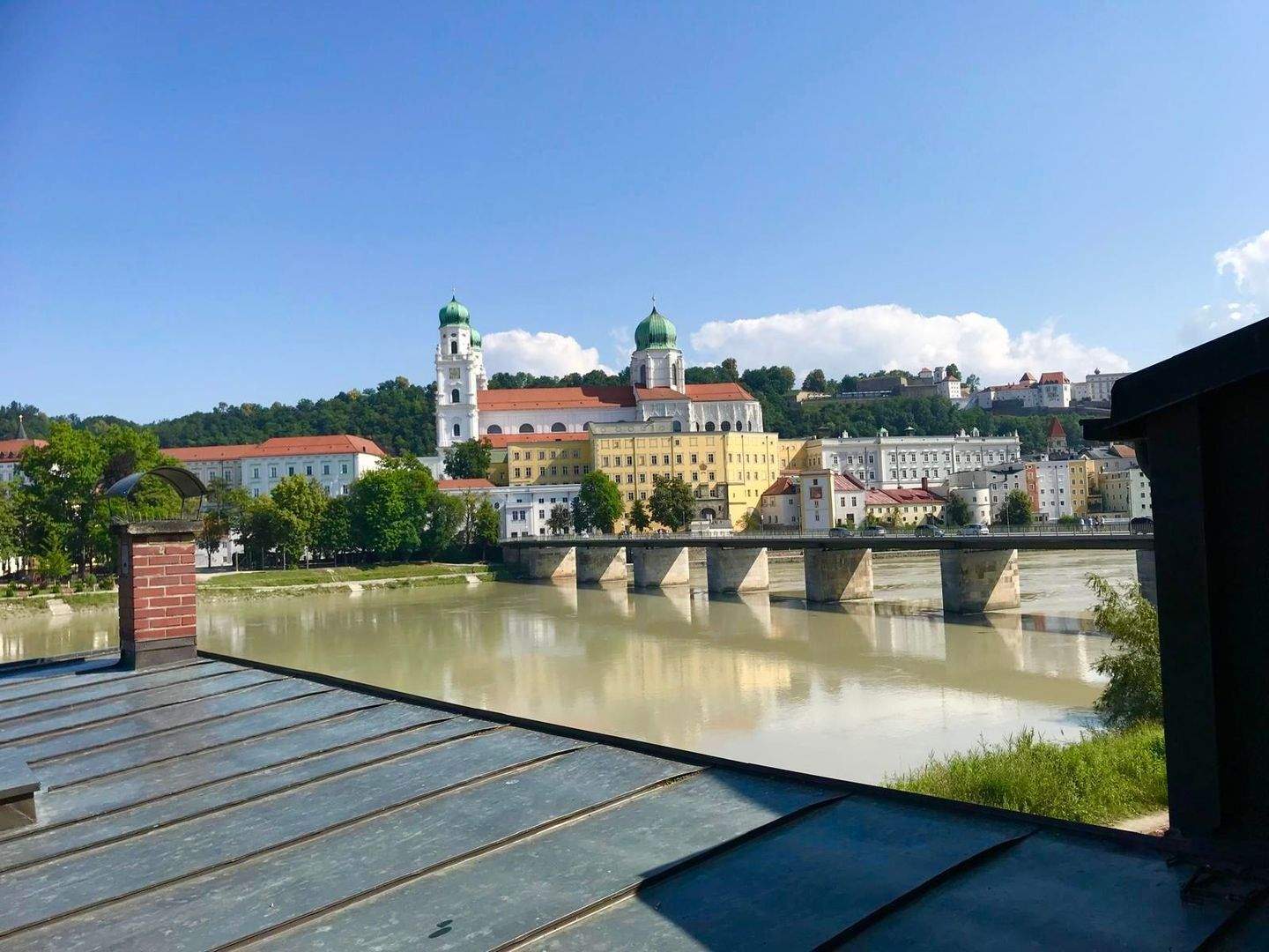 {Das Juwel am Inn} ""(Denkmalschutz-Lederergasse 10) Kostbarkeit von 1802 mit Option 3 Appartements mit DEM Traumblick zu schaffen !