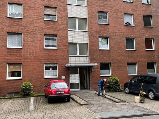 Schönes renoviertes Appartement in Duisburg Walsum/ Waldstr.