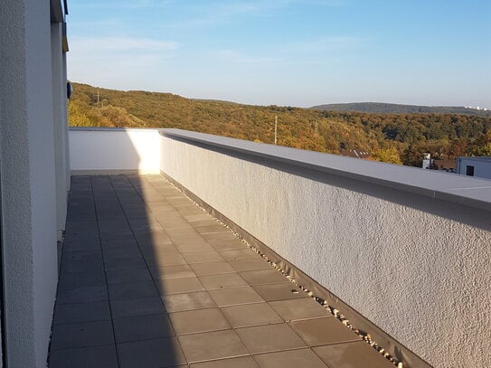 Lichtdurchflutete Penthouse-Wohnung in Saarbrücken mit großzügiger Terrasse