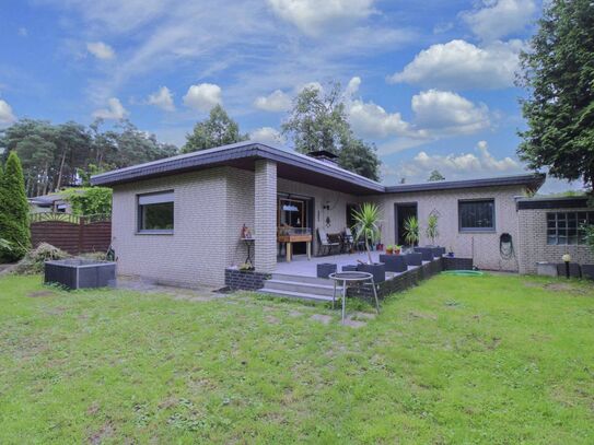 Viel Platz: Bungalow mit großem Garten in naturnaher Lage