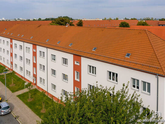 2-Raum-Wohnung mit Balkon in Stadtfeld!