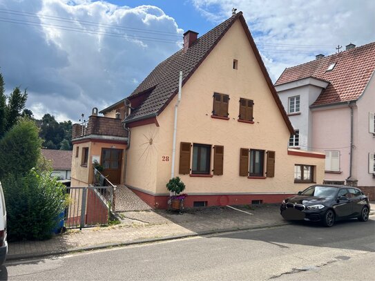 Freistehendes Einfamilienhaus in zentraler Lage in Wallhalben