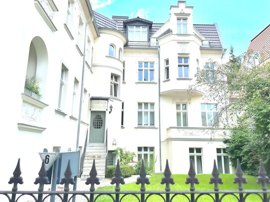 Elegante Wohnung in der Berliner Vorstadt - mit Dachterrasse und Seeblick