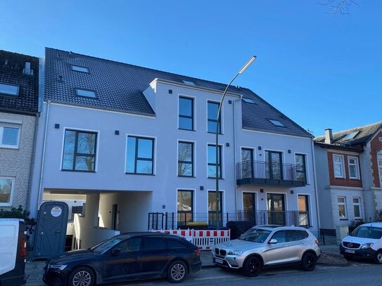 NEUBAU: Traumhafte 4 Zimmer Maisonette-Whg mit Dachterrasse (Fahrstuhl vorhanden)