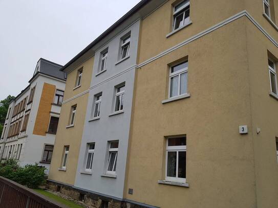 Schöne 2-Raum-Wohnung, Bad mit Fenster, grüner Innenhof, EBK