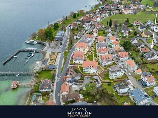 Elegante Villa mit großzügigem Garten, Swimmingpool und herrlichem Seeblick