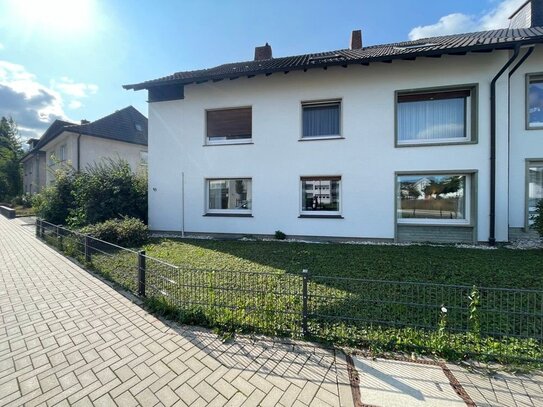 Arnsberg-Neheim: Gepflegtes 3-Familien-Haus mit Garage und Garten am Brökelmanns Park