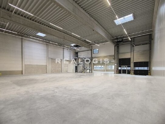 Provisionsfrei, CITY DOCK HAMBURG NORDERSTEDT, ebenerdig, ca. 3.000 m² Lager/Produktion