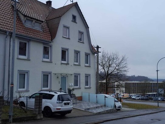 Zwei liebevoll eingerichtete Zweizimmer-Wohnung in Sigmaringen mit großer Terrasse, voll eingerichtet mit Küche auf Zei…