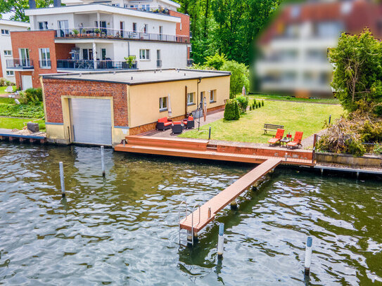 Bootshaus-Unikat mit 20-Meter-Wasserfront