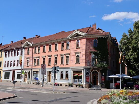 Ihre neue Wohlfühl-Wohnung mit Balkon direkt am Schlossgarten