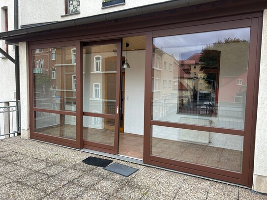 3 Raum Wohnung in zentraler Lage mit Terrasse