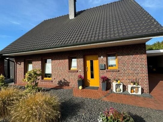 Tolles Einfamilienhaus mit Carport in Neuenhaus