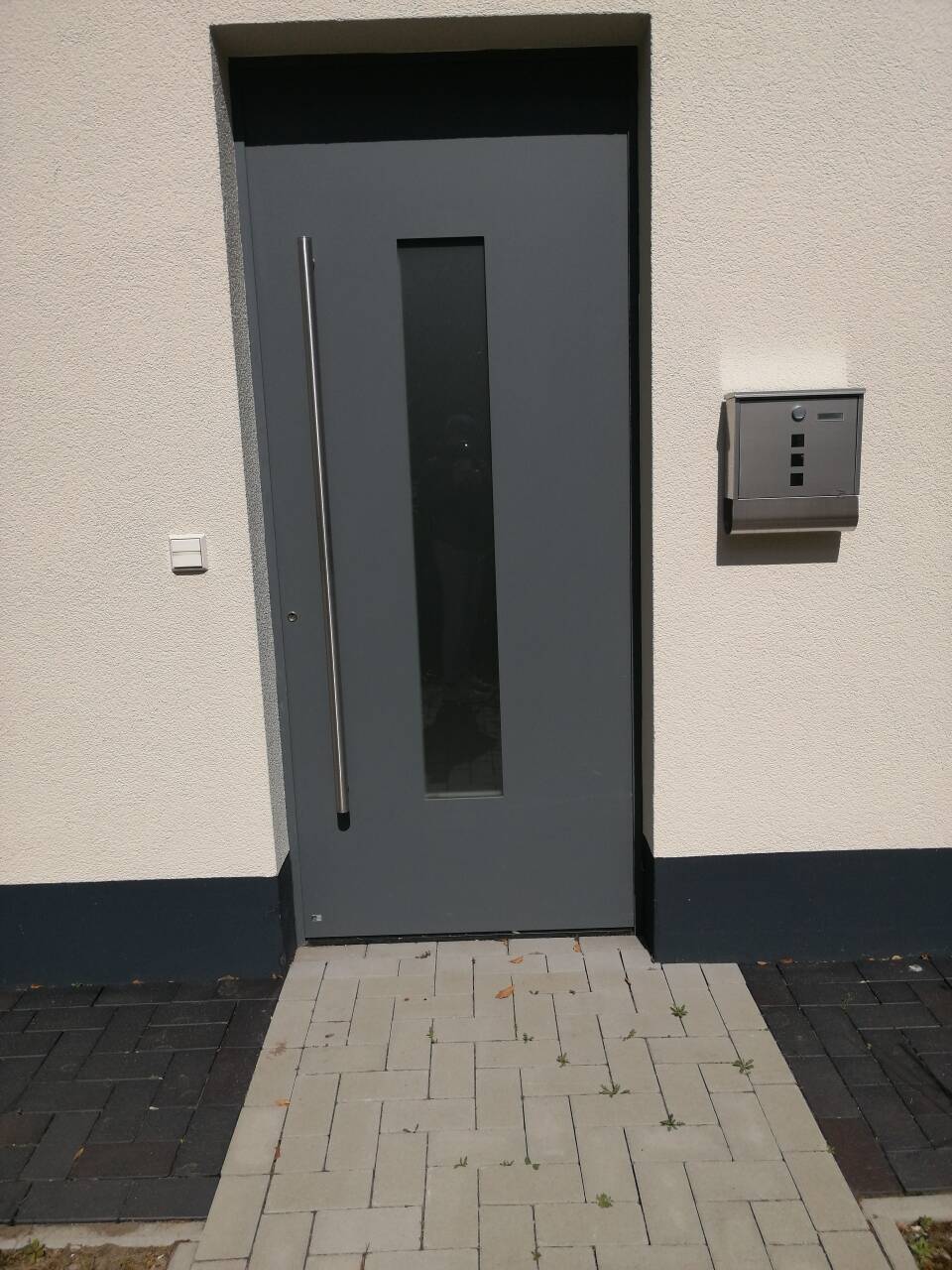 Sie können die Ersten sein - Neubauwohnung mit umlaufender Terrasse - Foto 1