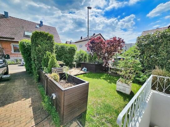 Charmantes Einfamilienhaus mit Gartenidylle und großem PKW-Stellplatz