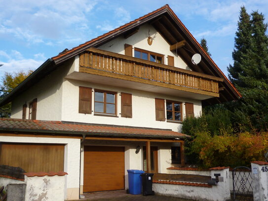 Ein Traum für Naturliebhaber,ruhiges gelegenes Haus mit großen Garten abseits gelegen und dennoch zentral.