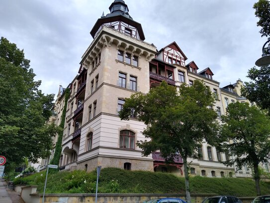 Schöne 5 Raum Wohnung mit Balkon, Stellplatz und Aufzug in Chemnitz Kaßberg