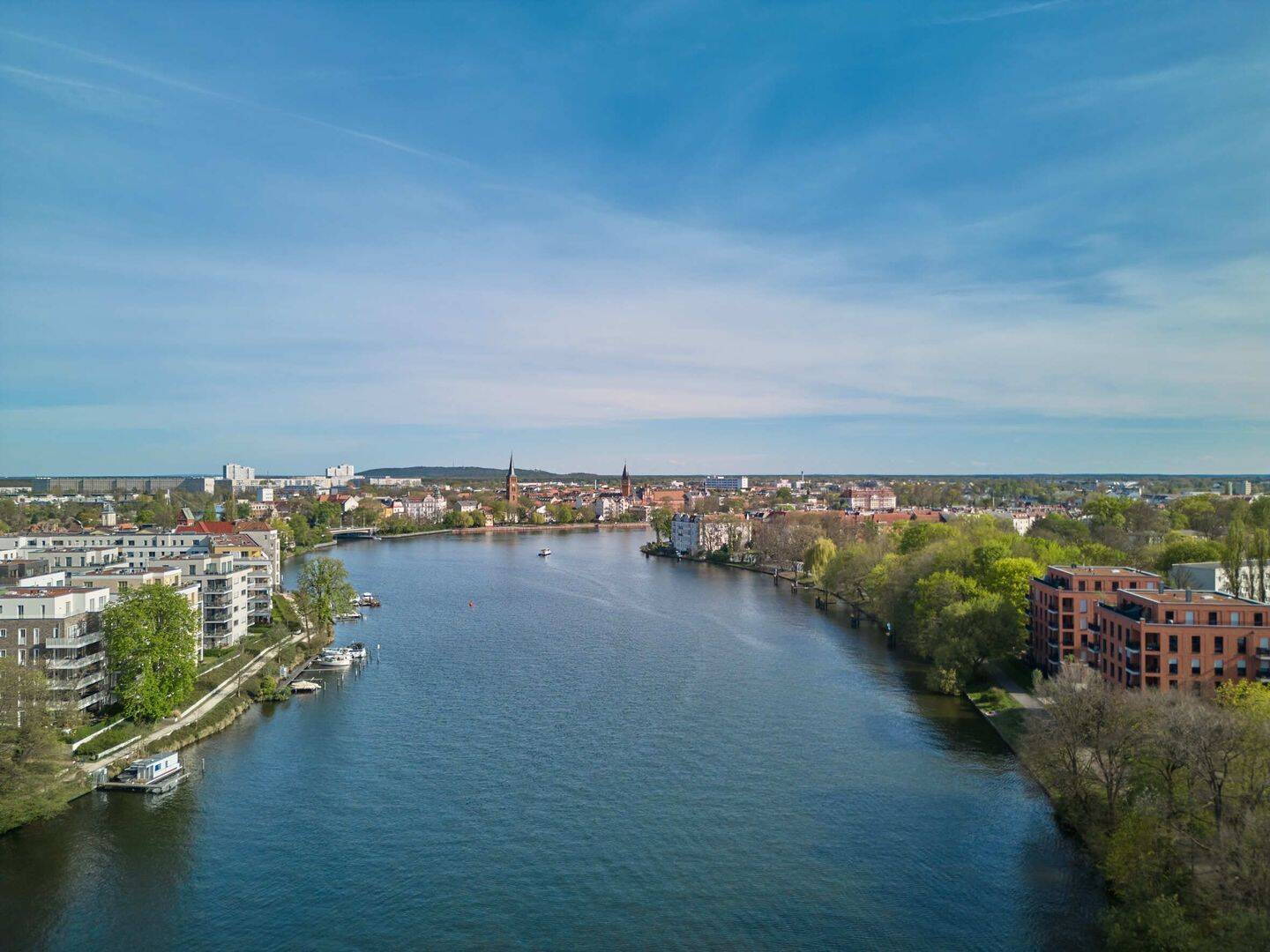 Spreeduett - Penthousewohnung im Erstbezug mit 43 qm Terrasse - Photo 1