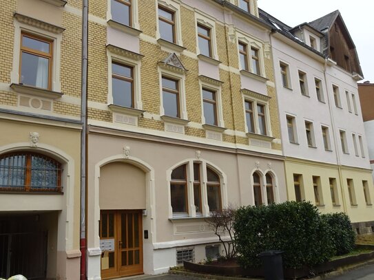 Modernisierungswürdiges Mehrfamilienhaus in bevorzugter ruhiger Stadtlage