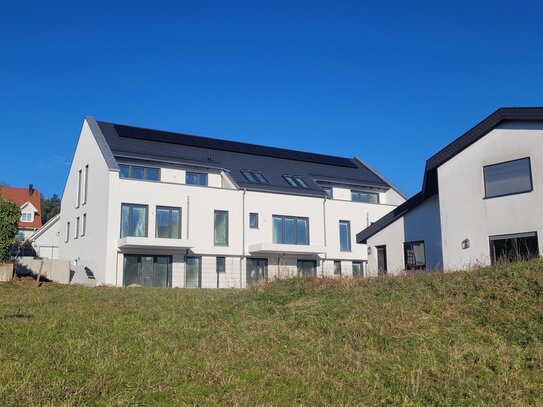 ERSTBEZUG! 2-Zimmer-Wohnung mit Terrasse und Gartenanteil in Heroldsbach