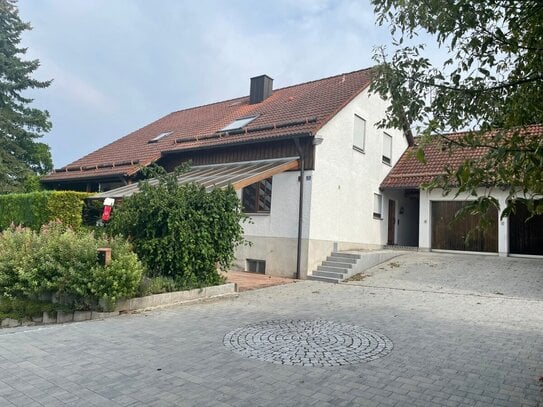 Einfamilienhaus mit Blick über die Dächer Pressaths!