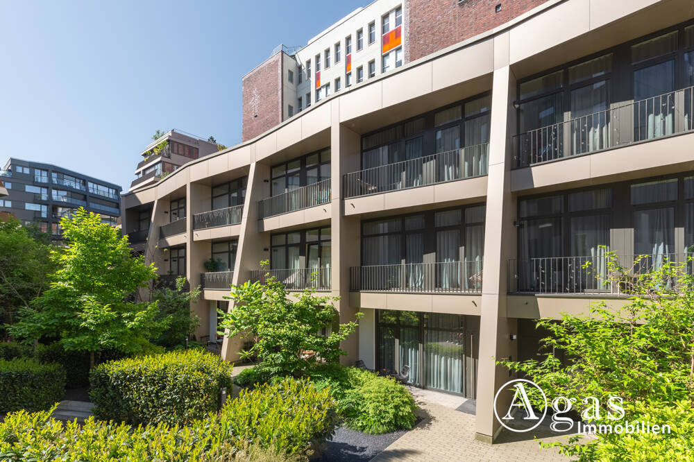 Privater Luxus im Grünen! Townhouse mit 5 Zimmern, Privatgarage und Dachterrasse im Herzen von Mitte! - Foto 1