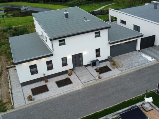 +VERMIETUNG+ Einfamilienhaus mit Doppelgarage 800m² Grundstück