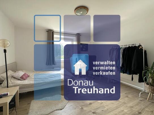 Teilrenovierte 3-Zimmer Wohnung genau gegenüber der Uni.