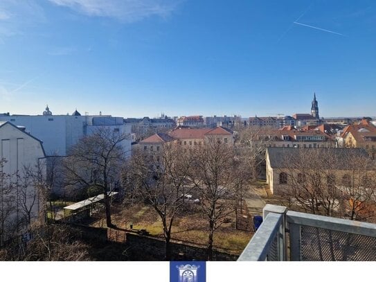 Genießen Sie perfekte Sonnenuntergänge auf Ihrem großen Balkon!