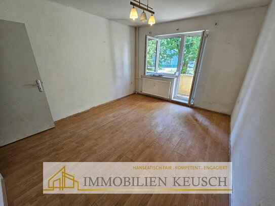 Preis nochmal deutlich reduziert, 3-Zimmer Whg. mit Balkon im EG, begehrte & zentrale Lage - kurzfristig verfügbar !