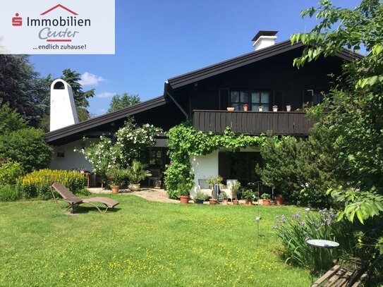 Repräsentatives 3-Familienhaus mit Doppelgarage in grüner ruhiger Lage von Herdecke-Westende